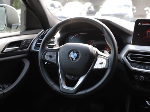 Used 2025 BMW X4 xDrive30i w/ Premium Package AWD/4WD image 18