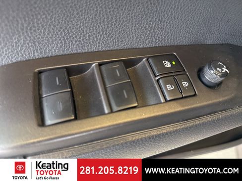 Used 2024 Toyota Camry LE image 12