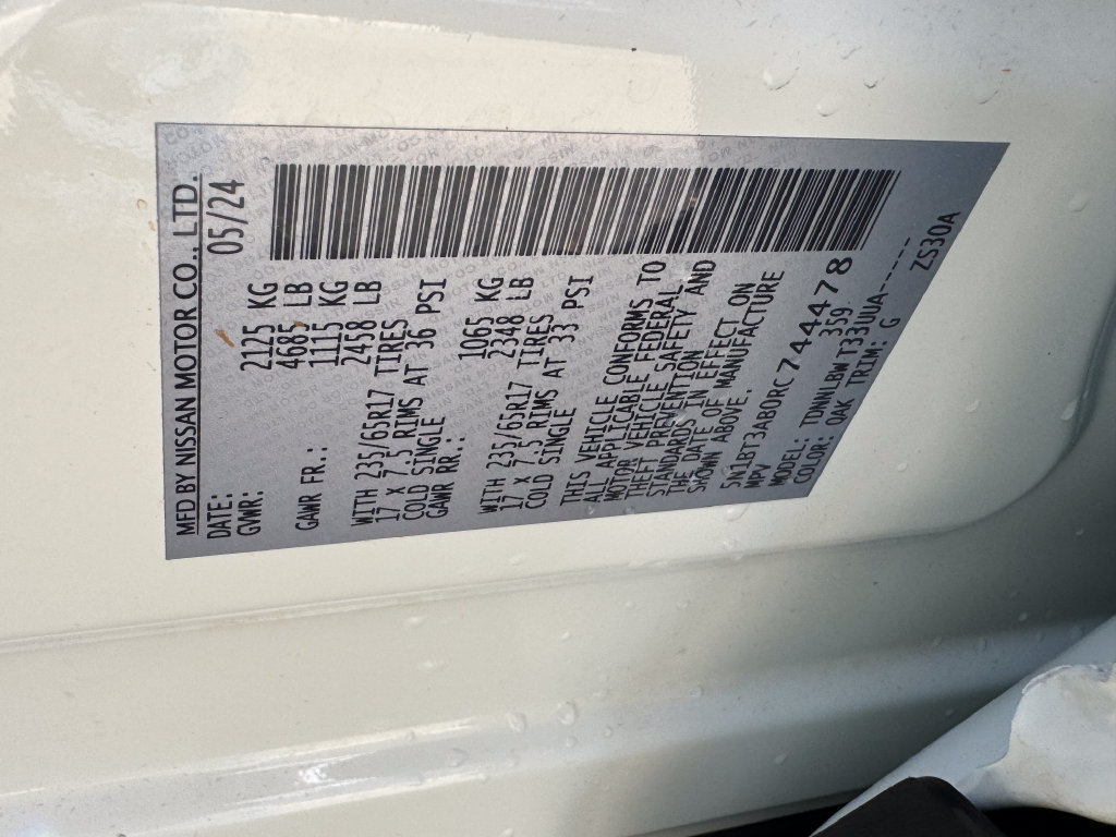 Used 2024 Nissan Rogue S AWD/4WD image 25
