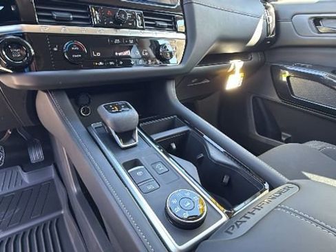 New 2026 Nissan Pathfinder SV AWD/4WD image 13