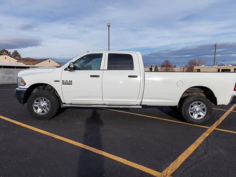 Used 2016 RAM 3500 Tradesman w/ Chrome Appearance Group image 7