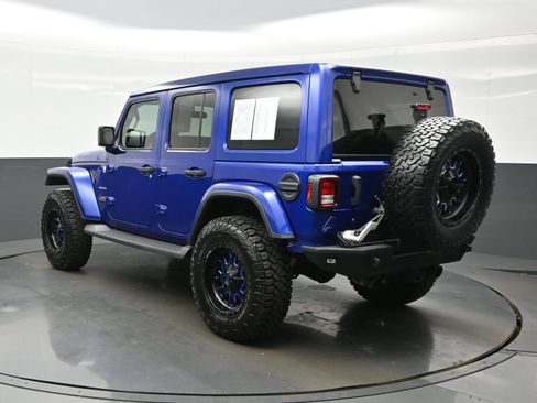Used 2020 Jeep Wrangler Unlimited Sahara AWD/4WD image 5