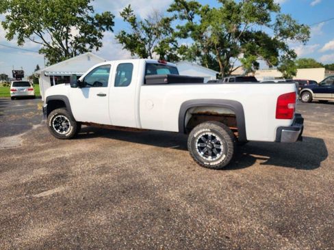 Used 2008 Chevrolet Silverado 2500 W/T w/ Snow Plow Prep Package AWD/4WD image 7