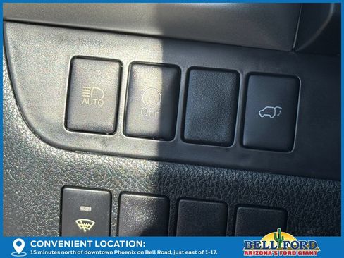 Used 2019 Toyota Highlander Plus w/ Carpet Mat Package (TMS) AWD/4WD image 34