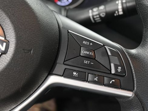 Used 2024 Nissan Sentra SV FWD image 38