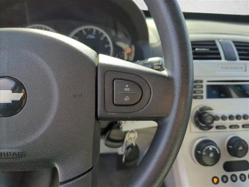 Used 2006 Chevrolet Equinox LS image 14