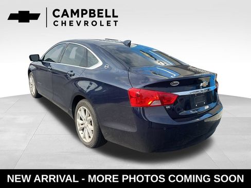Used 2017 Chevrolet Impala LT w/ Convenience Package FWD image 3