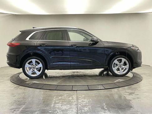 New 2025 Audi Q5 Premium Plus image 8