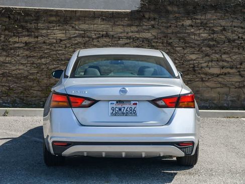 Used 2022 Nissan Altima 2.5 S image 8