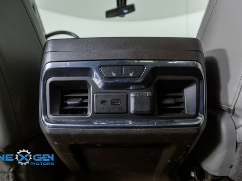 Used 2020 Chevrolet Silverado 2500 LTZ w/ LTZ Texas Edition image 29