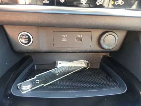 Used 2022 Nissan Rogue SV FWD image 23