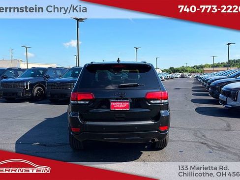 Used 2021 Jeep Grand Cherokee Laredo X AWD/4WD image 22