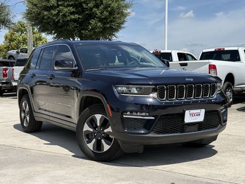Used 2022 Jeep Grand Cherokee Limited 4xe AWD/4WD image 2
