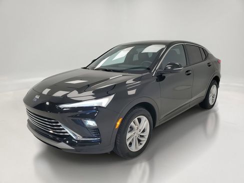 Used 2025 Buick Envista Preferred image 3