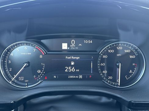 Used 2025 Cadillac XT6 Premium Luxury image 10