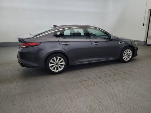 Used 2018 Kia Optima S w/ Panoramic Sunroof Package FWD image 10
