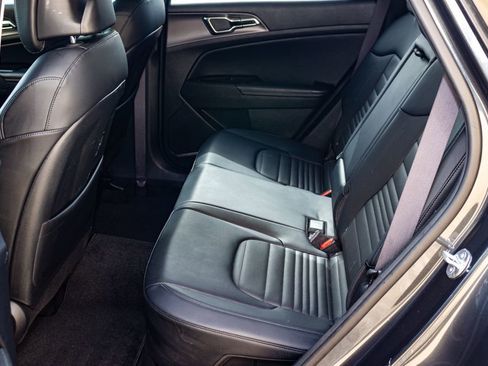 Used 2023 Kia Sportage SX Prestige image 27