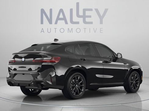 Used 2025 BMW X4 xDrive30i w/ Convenience Package AWD/4WD image 3
