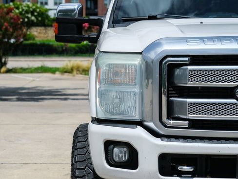 Used 2016 Ford F350 Platinum AWD/4WD image 5