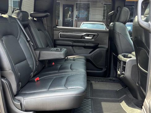 Used 2019 RAM 1500 Big Horn AWD/4WD image 18