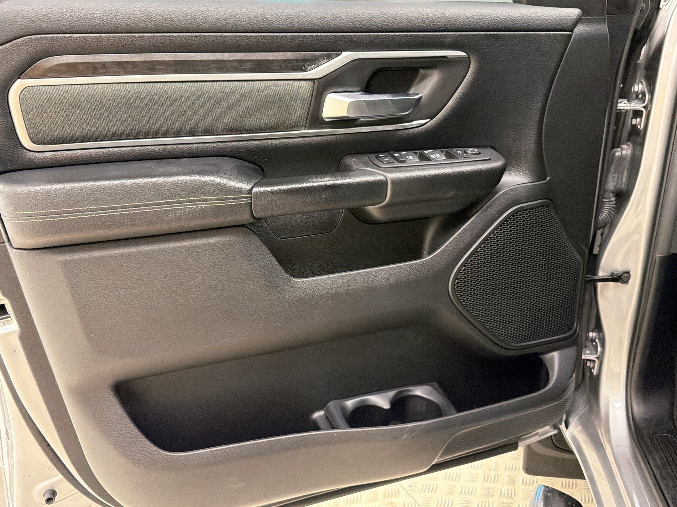 Used 2023 RAM 1500 Lone Star AWD/4WD image 13
