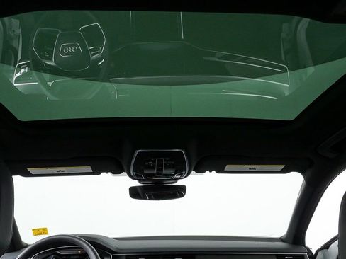 New 2025 Audi A8 L 3.0T image 20