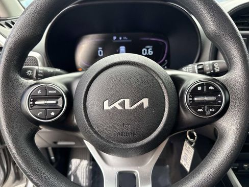 Used 2023 Kia Soul LX w/ Option Group 015 FWD image 29