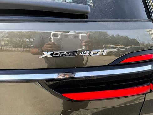 Used 2026 BMW X7 xDrive40i image 9