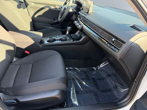 Used 2023 Honda Civic LX image 20
