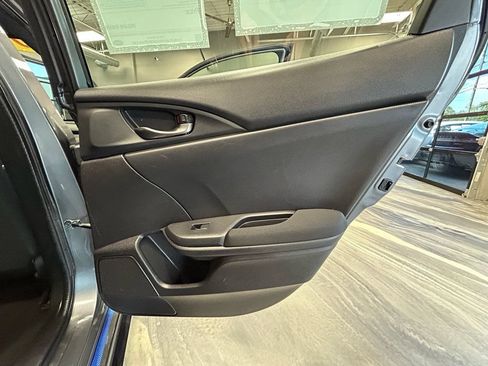 Used 2017 Honda Civic Sport image 38