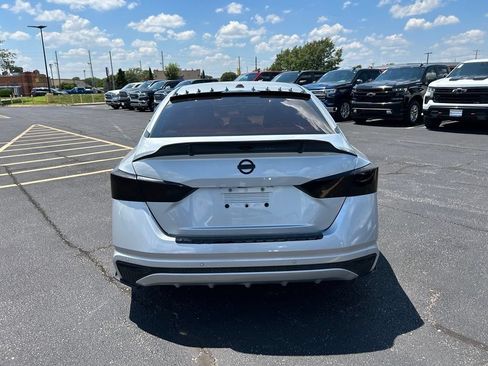 Used 2021 Nissan Altima 2.5 SV FWD image 10