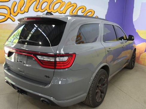 Used 2023 Dodge Durango R/T w/ Tow 'N Go Package AWD/4WD image 8