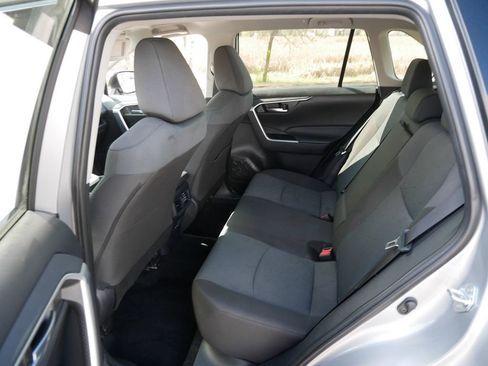 Certified 2025 Toyota RAV4 XLE AWD/4WD image 11