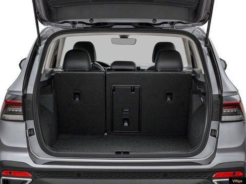 New 2026 Volkswagen Taos SEL AWD/4WD image 10