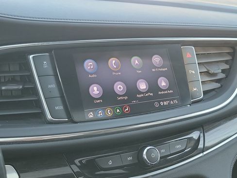 Used 2021 Buick Enclave Avenir w/ Avenir Technology Package AWD/4WD image 24