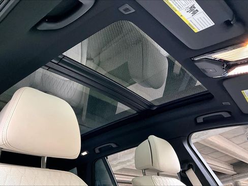 Used 2025 BMW X5 M60i w/ Executive Package image 13