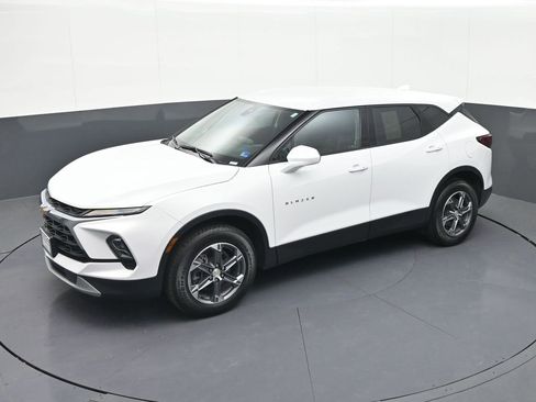 Used 2023 Chevrolet Blazer LT AWD/4WD image 21