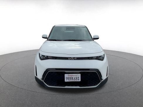 Used 2025 Kia Soul LX w/ LX Technology Package image 4