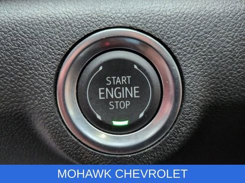 Certified 2025 GMC Terrain Elevation AWD/4WD image 18