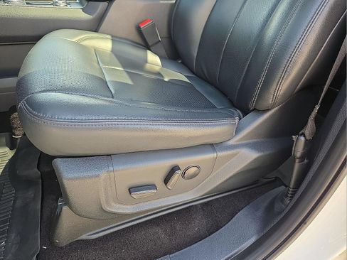 Used 2022 Ford Expedition XLT AWD/4WD image 19