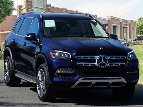 Certified 2022 Mercedes-Benz GLS 450 4MATIC image 3