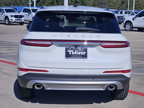 New 2026 Lincoln Corsair Premiere image 7