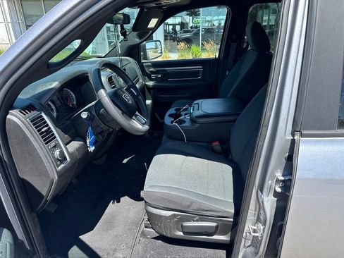 Used 2022 RAM 1500 Warlock AWD/4WD image 12