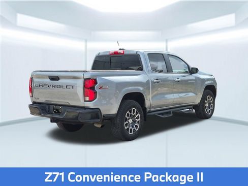 Used 2023 Chevrolet Colorado Z71 w/ Z71 Convenience Package 2 AWD/4WD image 6