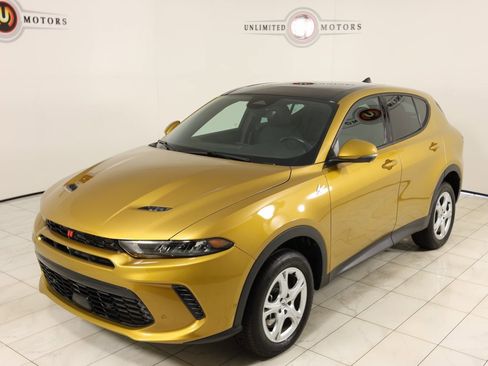 Used 2024 Dodge Hornet GT image 35