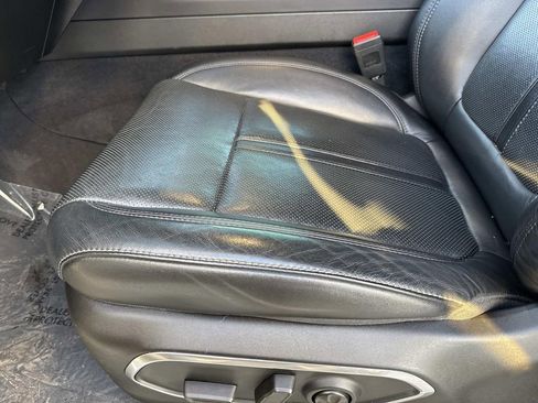 Used 2023 Jeep Wagoneer Base image 30