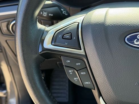 Used 2024 Ford Edge SEL image 21