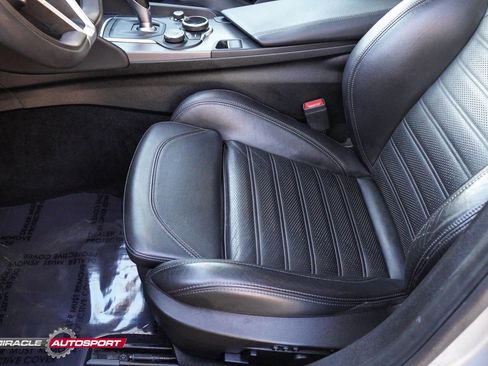 Used 2019 Alfa Romeo Giulia Ti Sport w/ Quick Order Package 22S Sport image 19