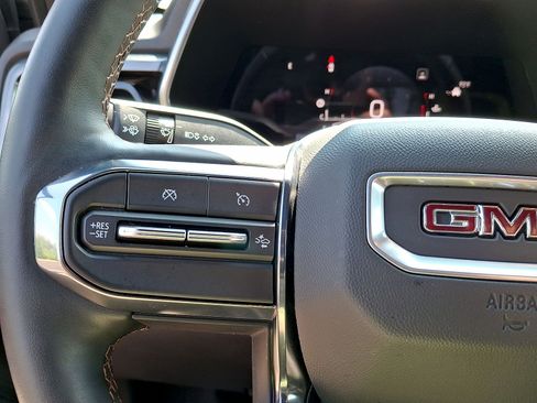 Used 2023 GMC Canyon AT4 w/ AT4 Premium Package AWD/4WD image 17