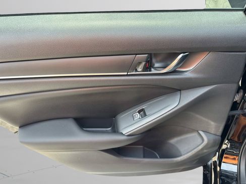 Used 2022 Honda Accord Sport image 14